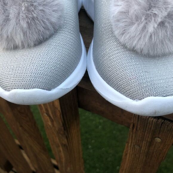 Sam Edelman Circus Pom Pom slip on sliver sparkle casual sneakers size 6 - Picture 4 of 8